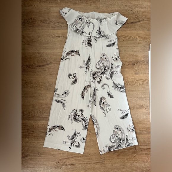 Babaton Aritzia Flutter Jumpsuit - Picture 2 of 5